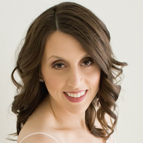Meet your Posher, Kelly - Picture 1 of 1